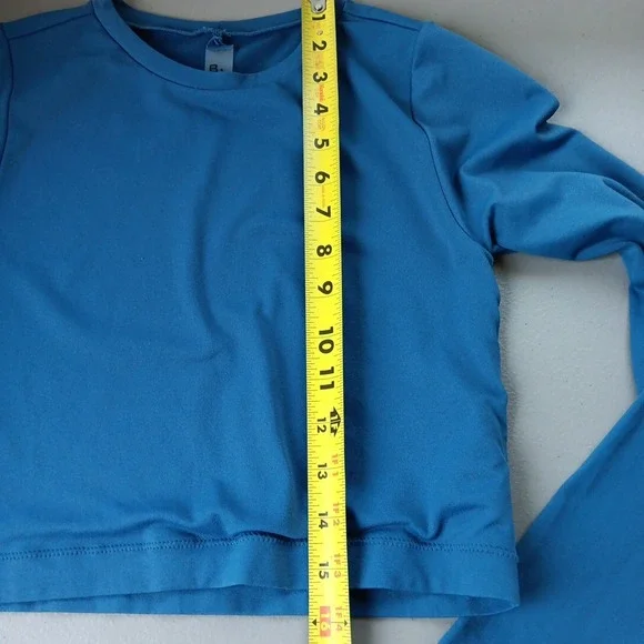 B.DY Crop Top Blue Seamless Long Sleeve Gym Yoga Medium Athletic Athleisure NEW - Picture 8 of 9